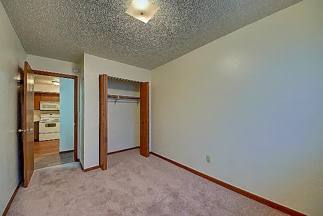 34 Lincoln Ave — Photo 5