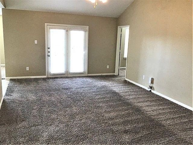 1st image of 4213 Fielder Green Ln