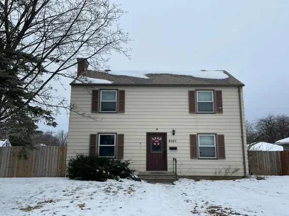 2021 3rd St E, Saint Paul, MN 55119