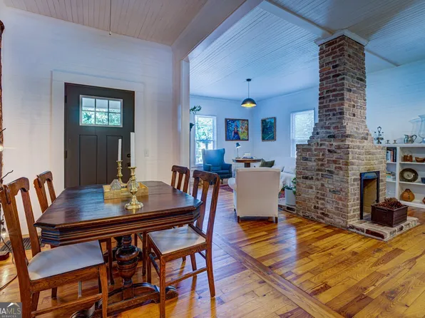 2 N Broad St, Covington, GA 30014