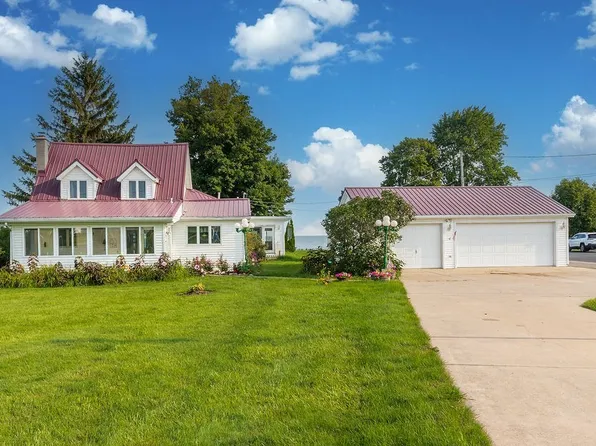 2655 Lake Rd, Ransomville, NY 14131