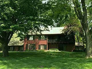 2nd image of 6620 Underwood Ave