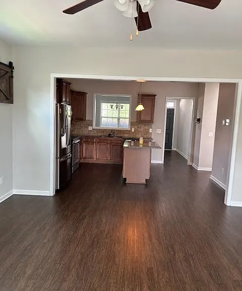 1773 Trevino Dr — Photo 31