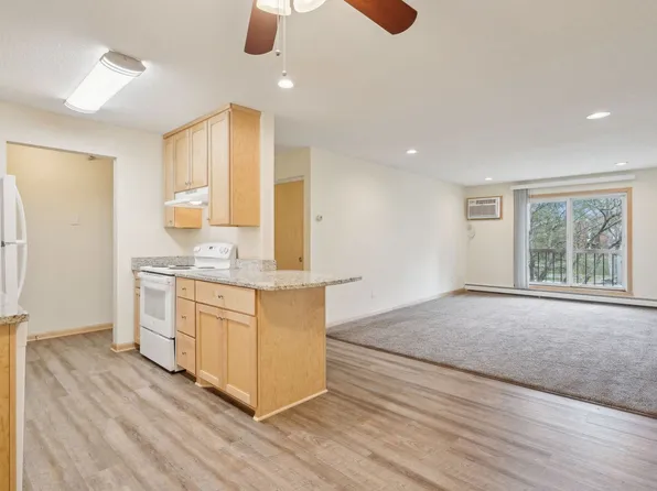 Park Place Apartments in Burnsville