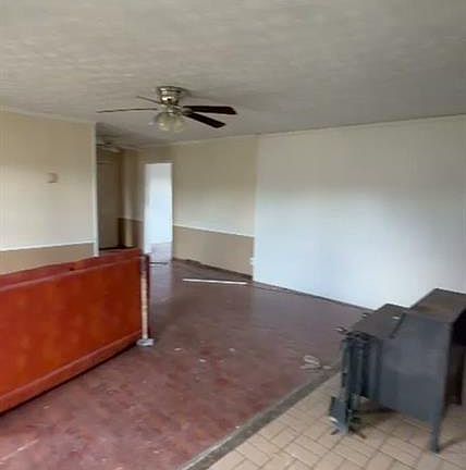 2nd image of 299 Gaines Rd NE
