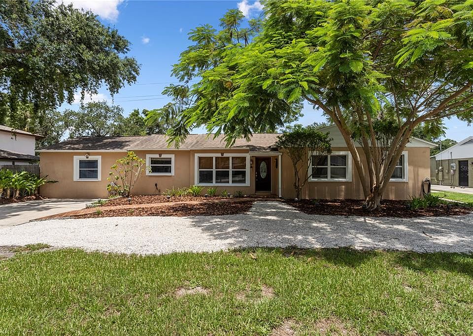 1st image of 4015 W EL PRADO BOULEVARD