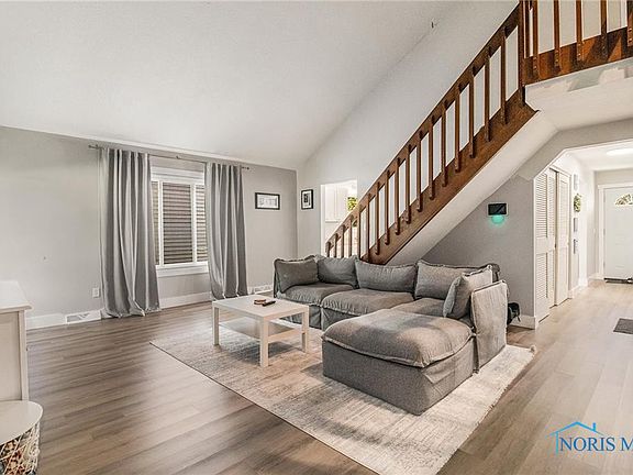 5th image of 6130 White Oak Dr