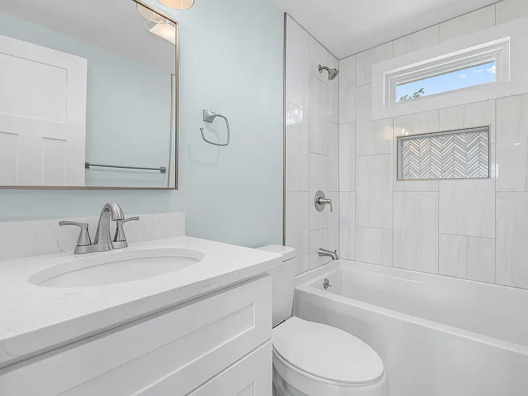 4268 Lee Ave — Photo 14