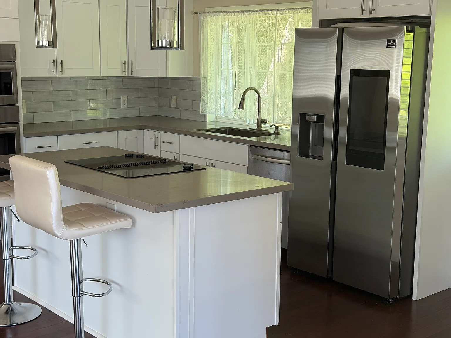 3 bed, 1200 sqft, $2,950 — Photo 4