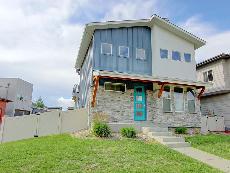 2208 Saison St — Photo 2
