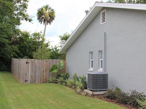 4th image of 12 Cerrudo Ln