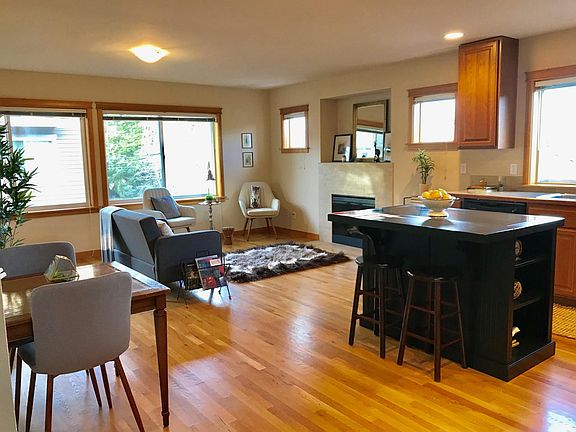 Living area on 2nd floor