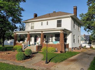 128 S Main St, Medora, IL 62063