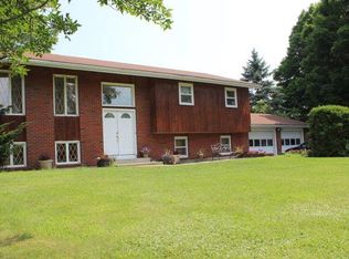 8 Ponderosa Dr, Horseheads, NY 14845