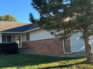 9016 W Delano Cir, Wichita, KS 67212