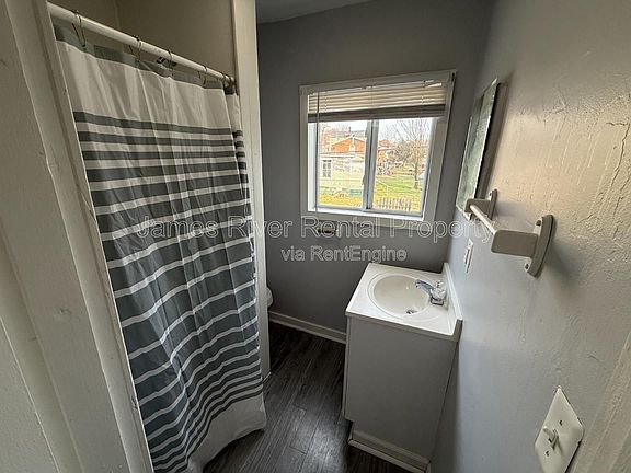 4th image of 1507 6th St