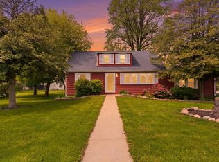 131 N 18th St, Chesterton, IN 46304