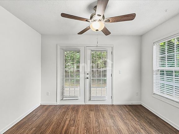 5th image of 145 Cameron Way Cir