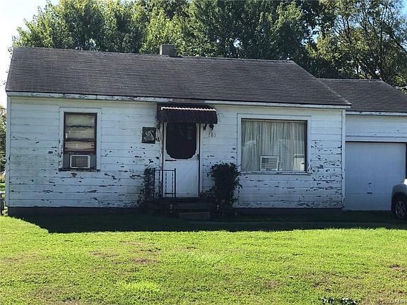 2nd image of 105 Montgomery Ave