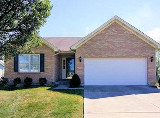 8650 Acredale Dr, West Chester, OH 45069