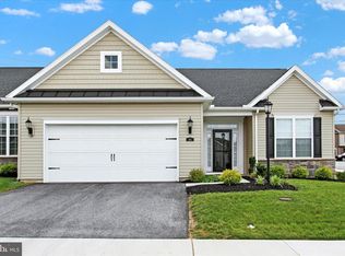 411 Hawthorn Ln #1, Hanover, PA 17331