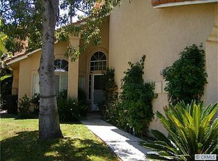 6088 E Hackamore Ln, Anaheim, CA 92807