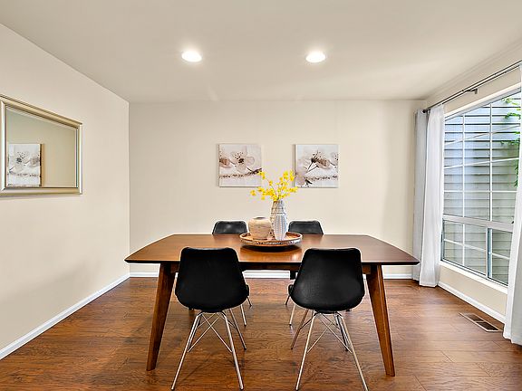 4th image of 14771 NE 3rd St APT 17