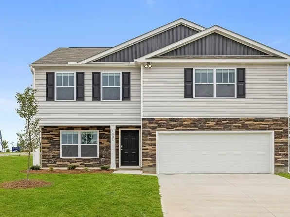 1401 Slades St, Woodruff, SC 29388