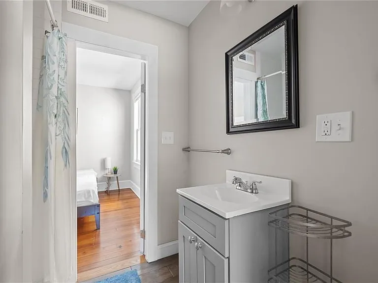 8 Spring St #A — Photo 26
