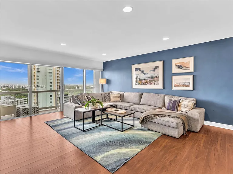 2451 S Brickell Ave #20M — Photo 8