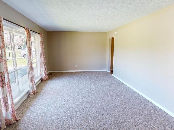 3rd image of 191 Fairground Ave #191