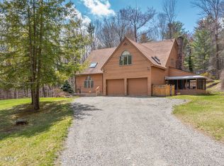 57 Spencer Rd, Austerlitz, NY 12017