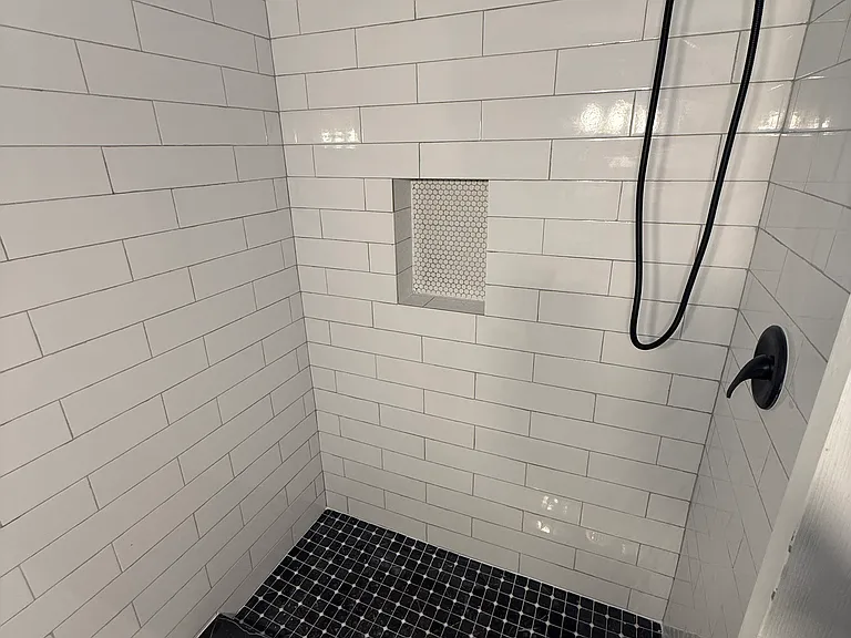 1217 Haverhill Rd — Photo 4