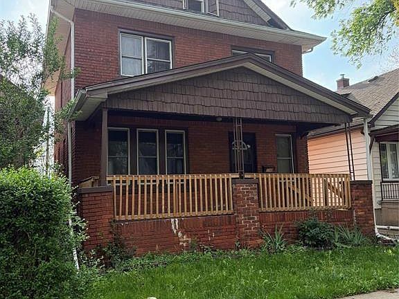 2nd image of 1180 Albert Rd