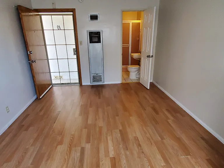 520 S Flower St #101 — Photo 9