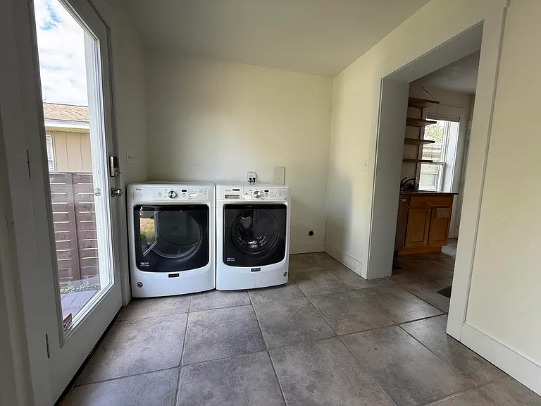 614 Magnolia St — Photo 27