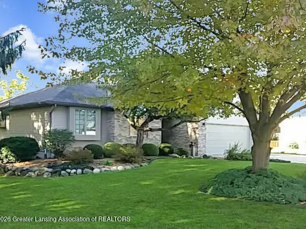 219 Wedgewood Dr, Charlotte, MI 48813