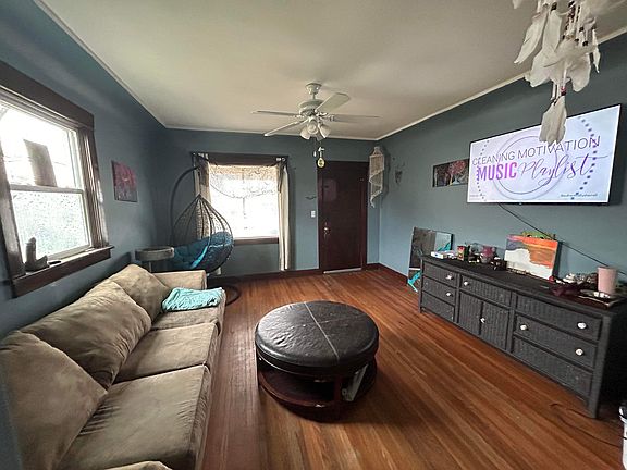 5th image of 420 W Shannon Ave #200