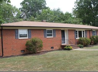 9211 Mount Holly Huntersville Rd, Huntersville, NC 28078