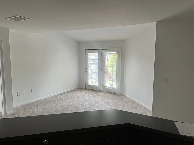 Wesley St. Claire Apartments at Lawrenceville — Photo 160