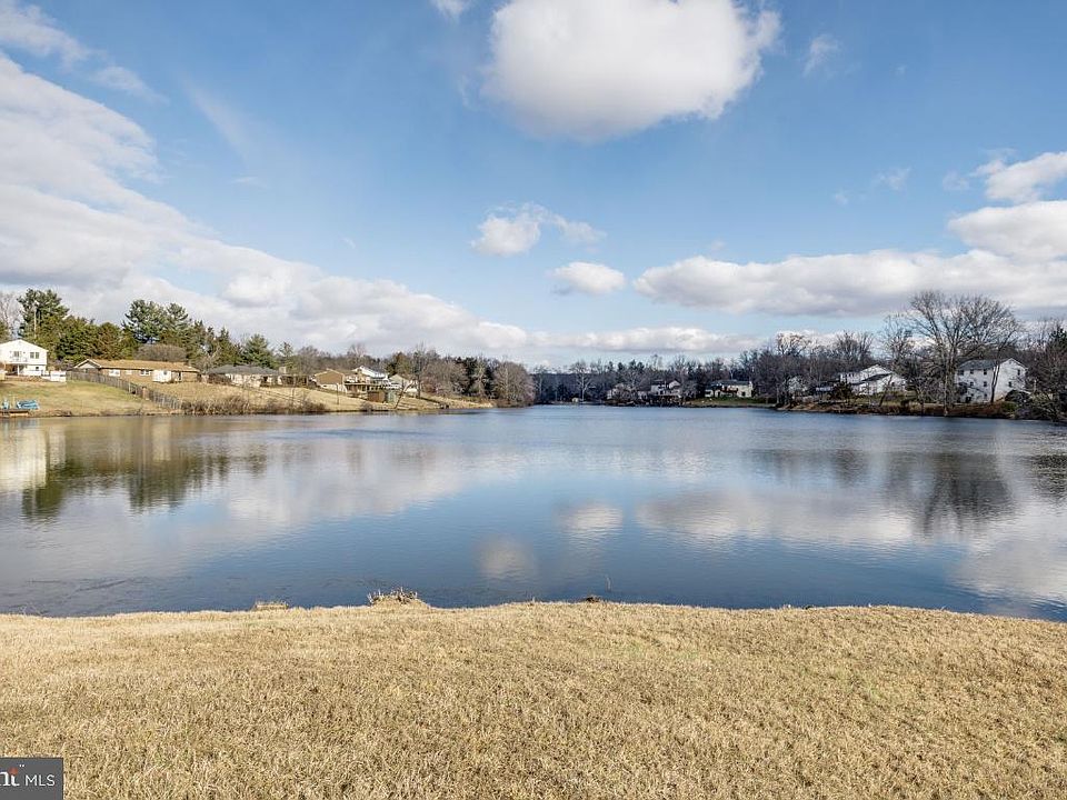 1st image of 6396 Lancaster Dr