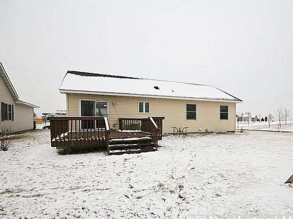 4th image of 1850 W Shore Dr SW