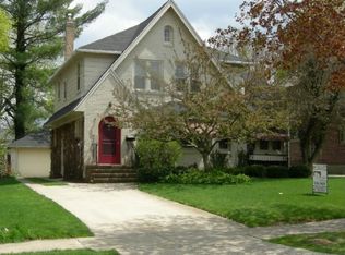 922 Orchard Ave SE, East Grand Rapids, MI 49506