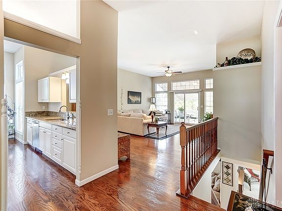 3rd image of 6686 Villager Pl