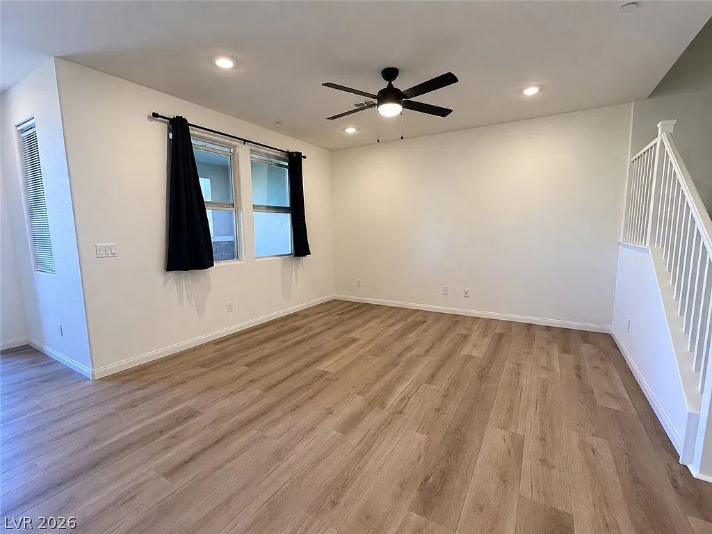 3 bed, 2.5 bath, 1534 sqft, $2,450 — Photo 3