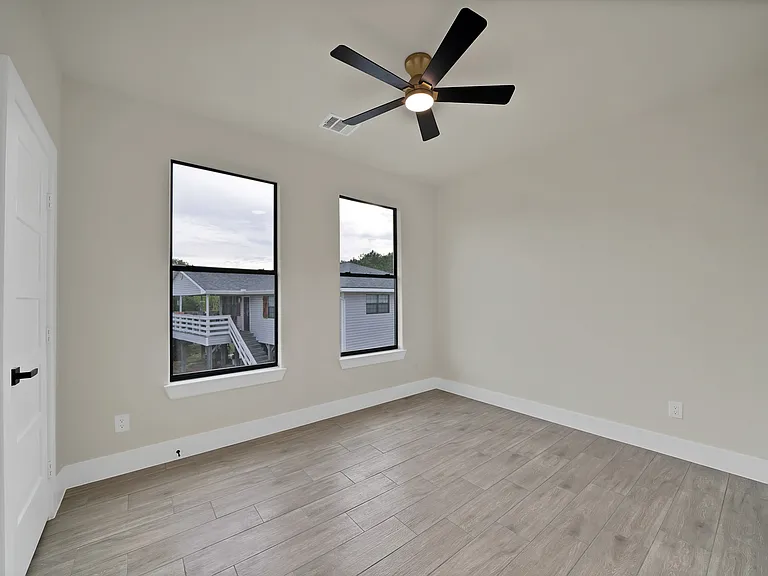 2925 River Ridge Ct — Photo 23