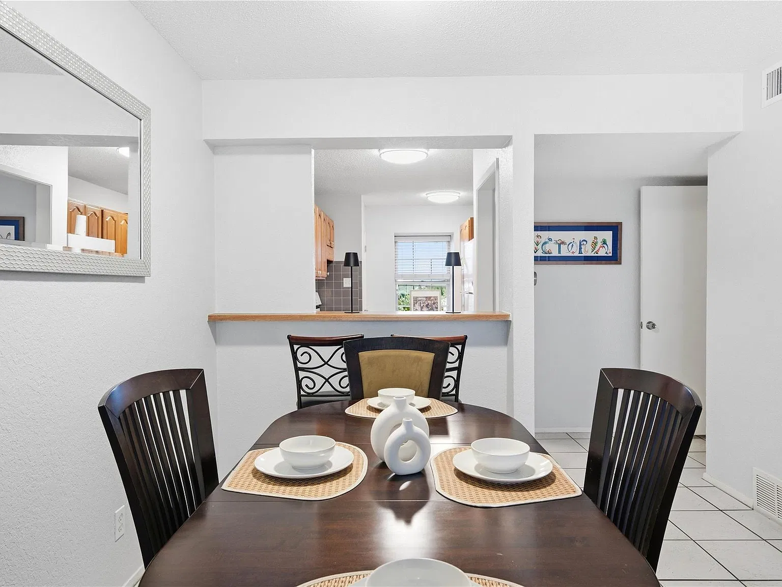 2 bed, 2.0 bath, 974 sqft, $1,600 — Photo 4