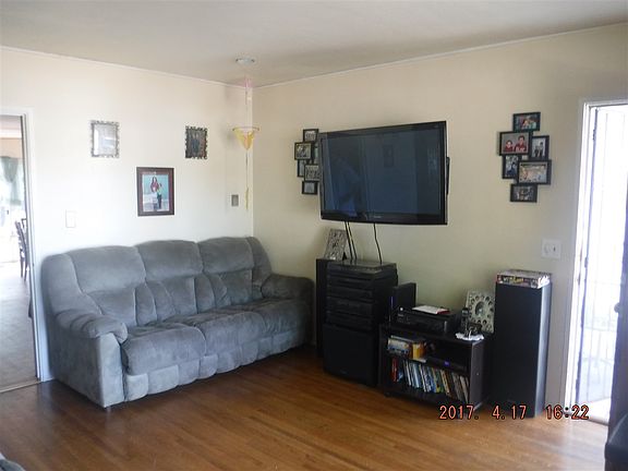 3rd image of 258 Minot Ave