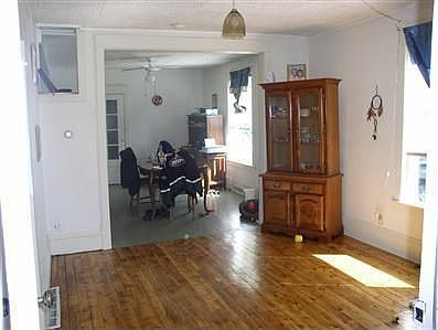 4th image of 120 W Broadway Ave