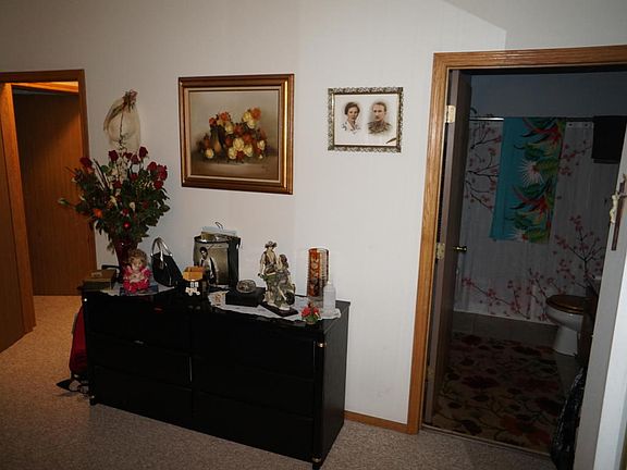 5th image of 170 W Oak Leaf Dr Unit 3